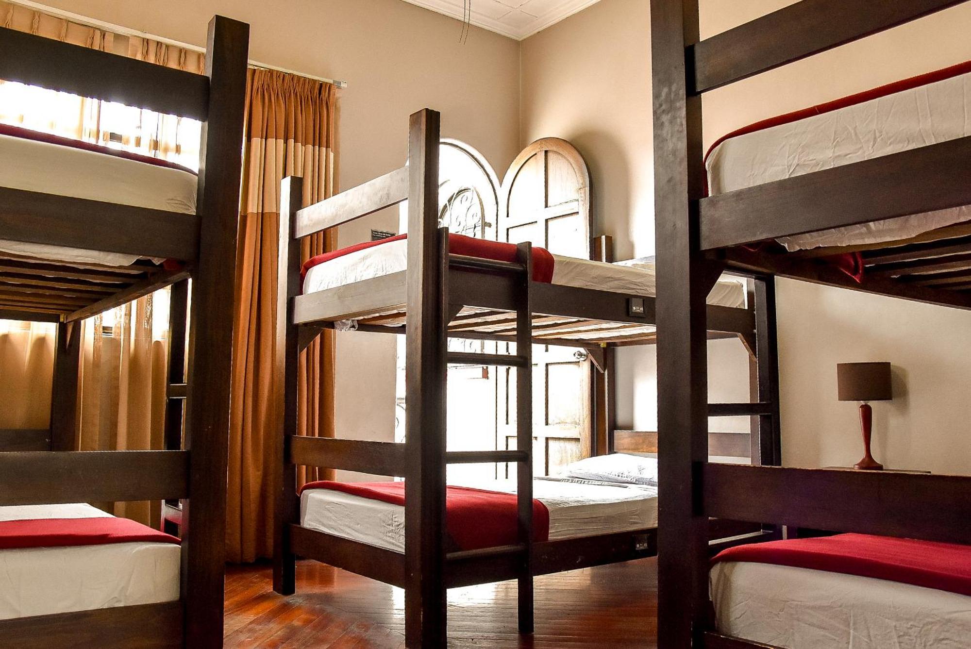Hotel Casa Colon Сан Хосе Екстериор снимка