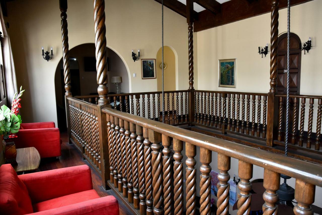 Hotel Casa Colon Сан Хосе Екстериор снимка